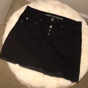 American Eagle black skirt